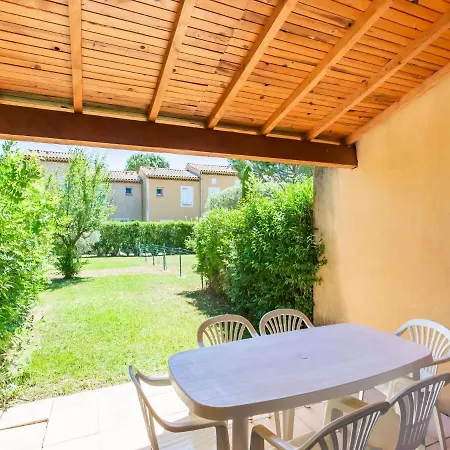 Comfortable With Swimming Pool * Arles